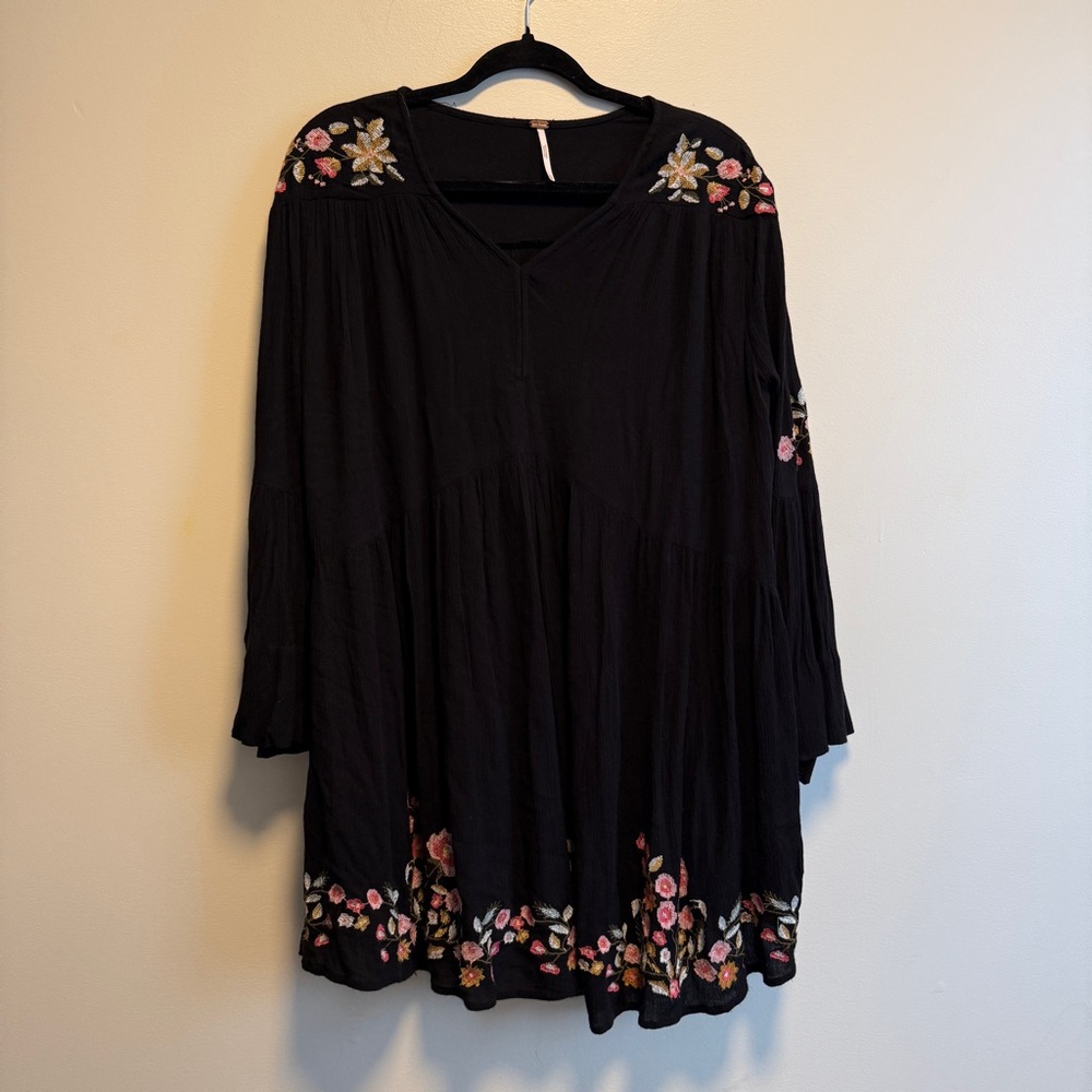Free People Floral Embroidered Black Women's Tunic/Dress